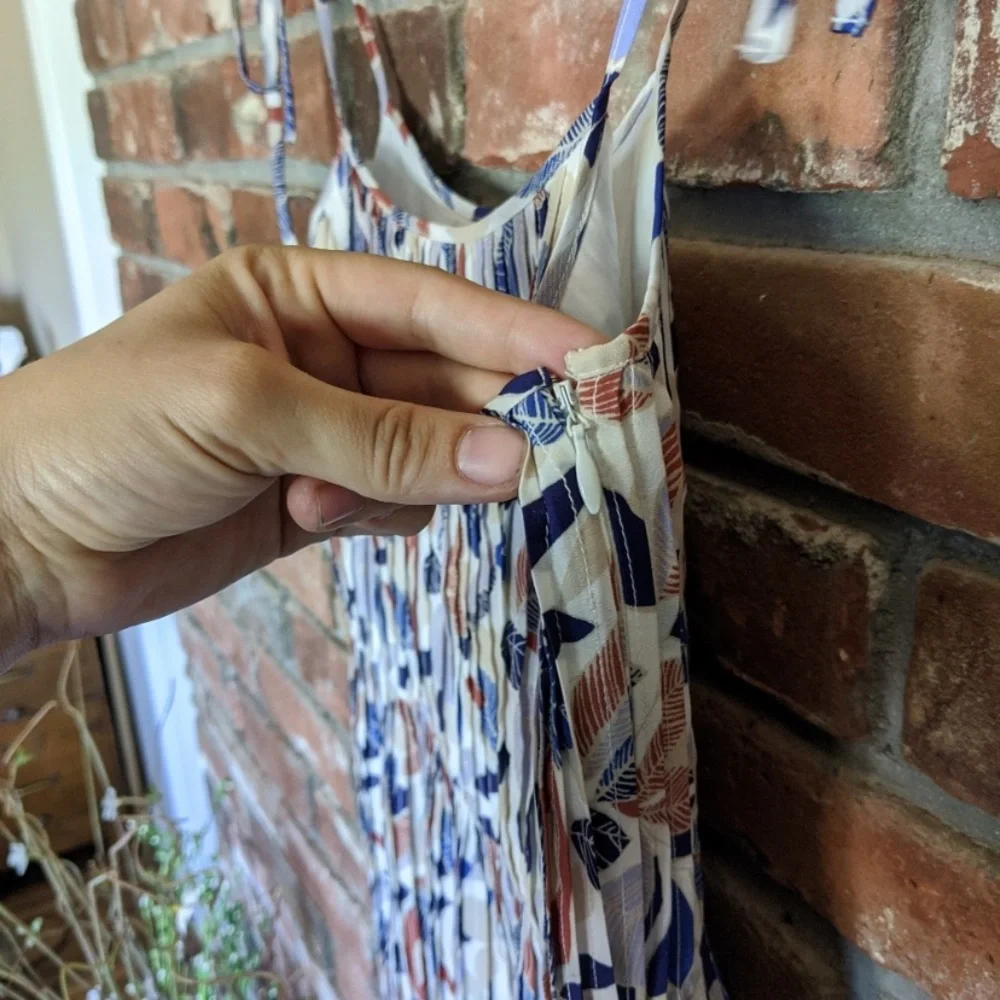 Banana Republic beautiful sundress NWOT - Picture 5 of 6